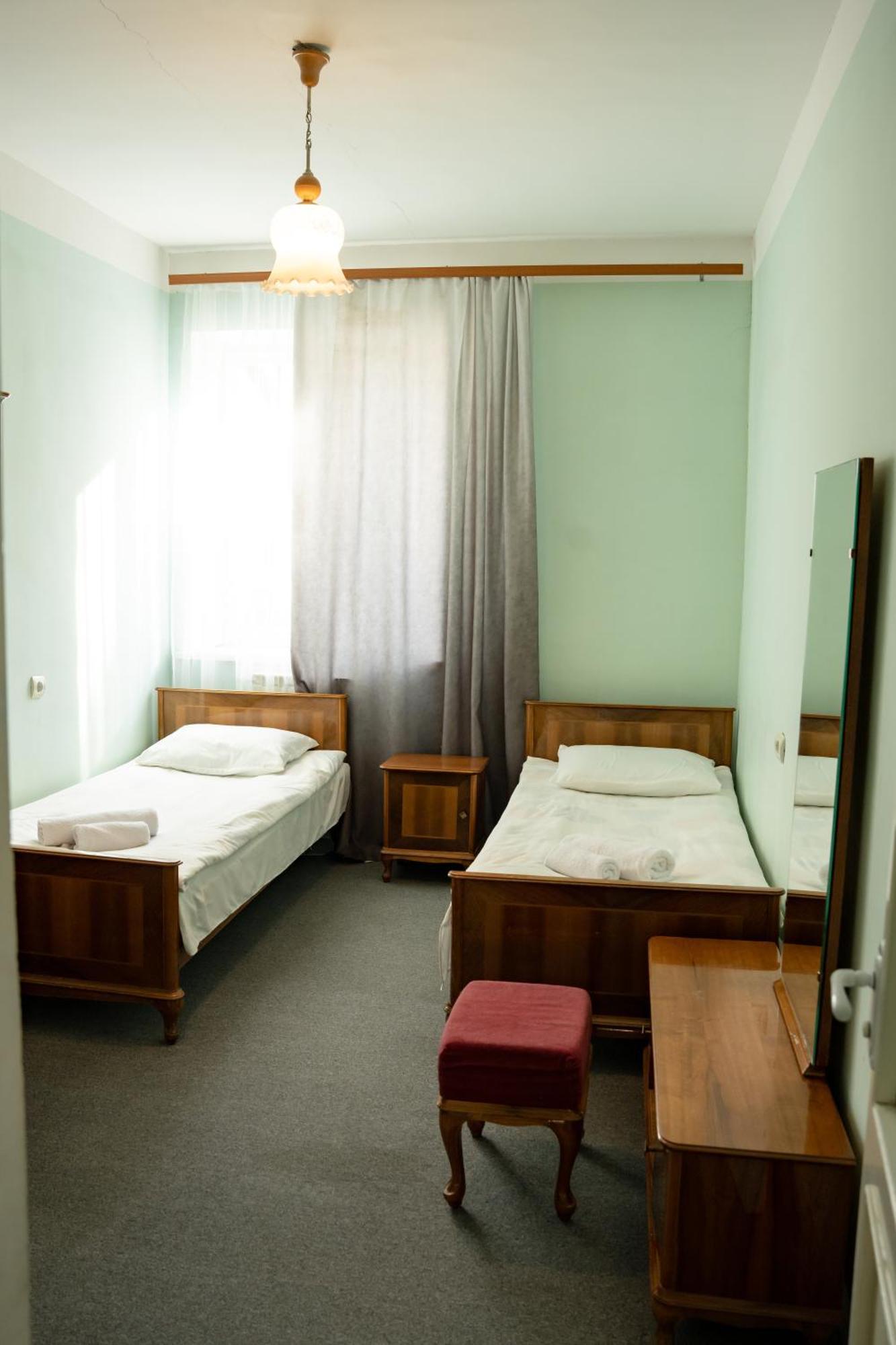 Ners Guest House 久姆里 外观 照片